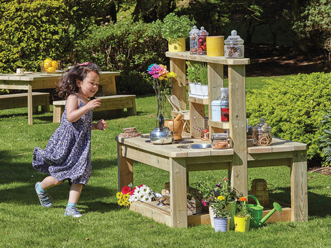 Island Mud Kitchen