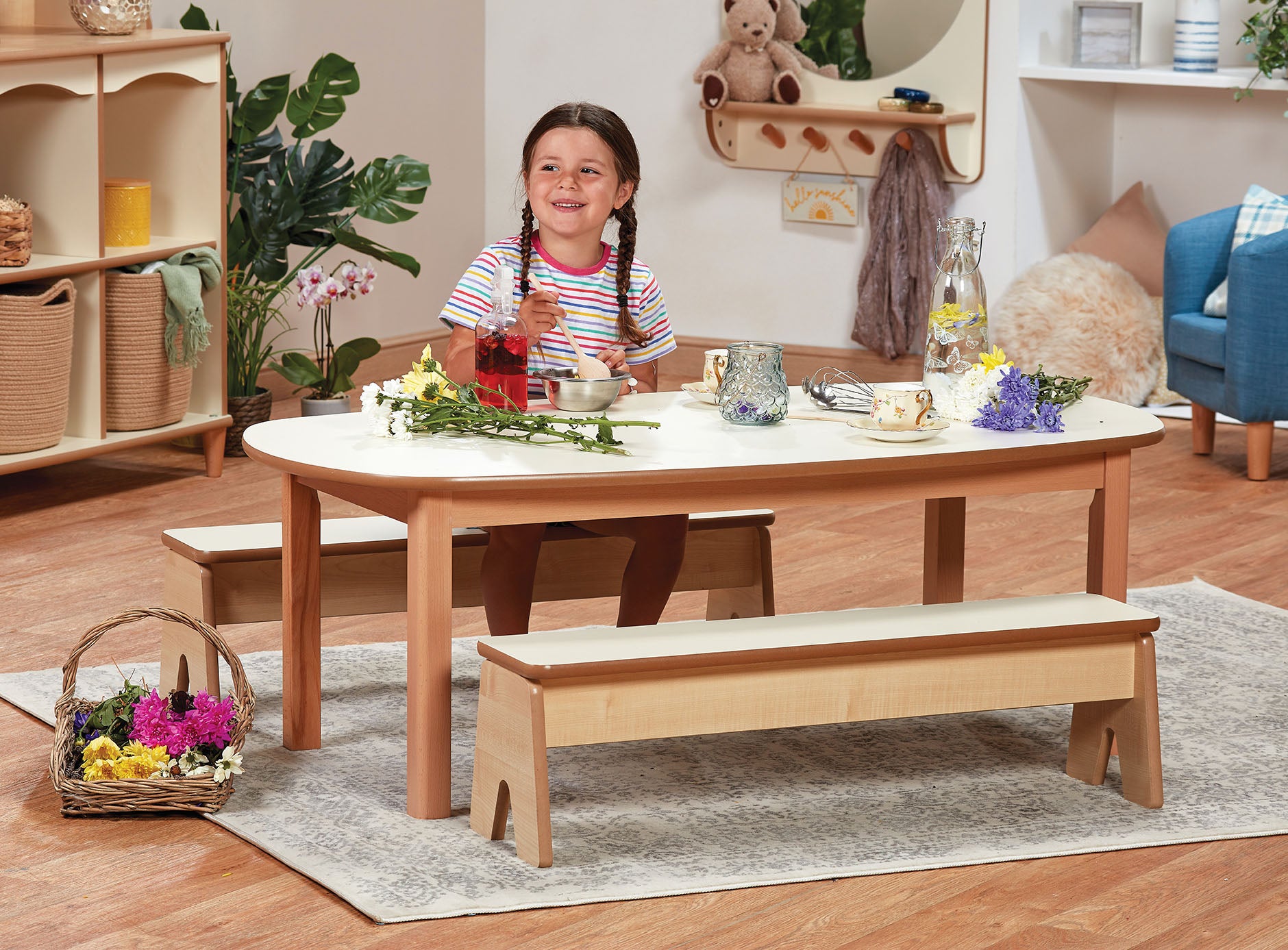 Home from Home Role Play Table